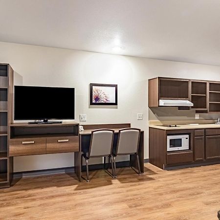 Woodspring Suites Toledo Мауми Екстериор снимка
